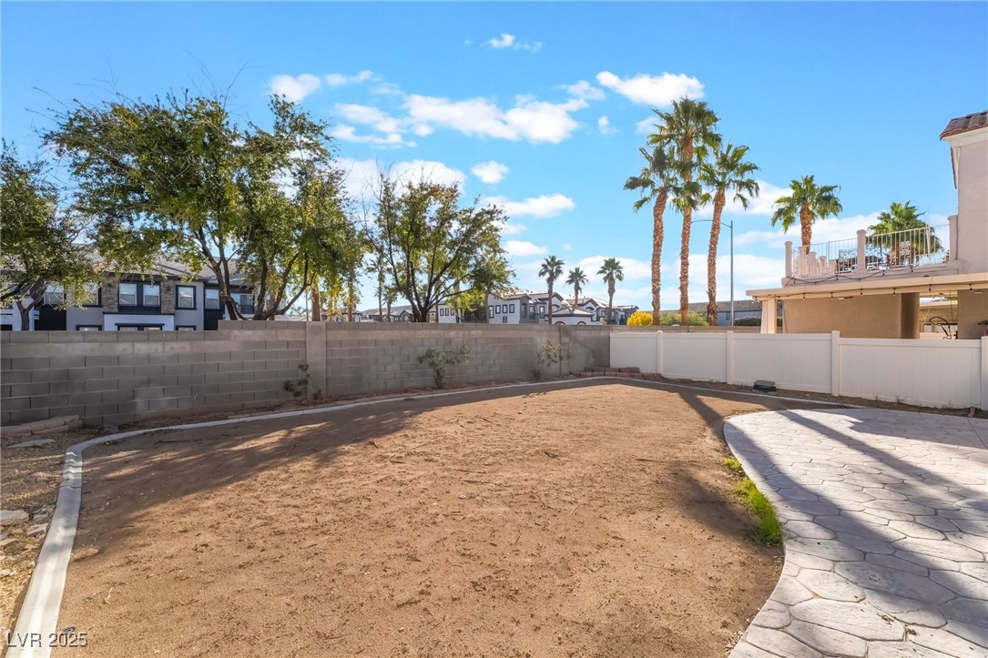 5854 Gentleslope Street