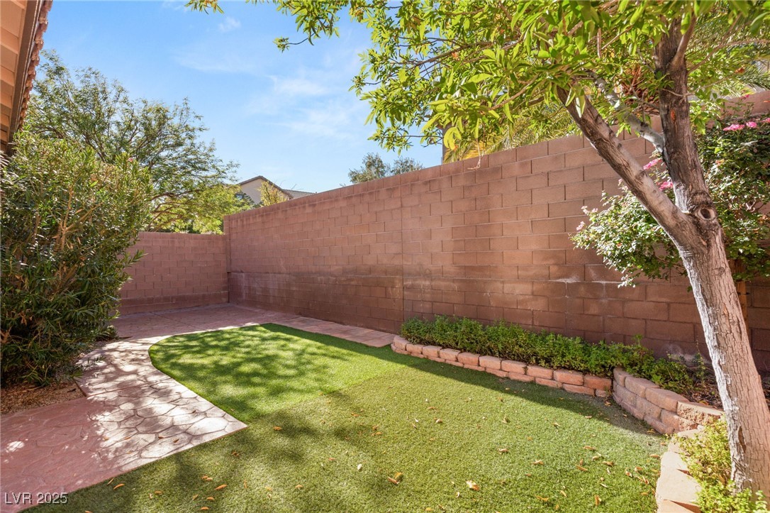 957 Ambrosia Drive