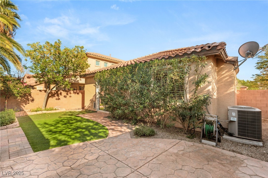 957 Ambrosia Drive