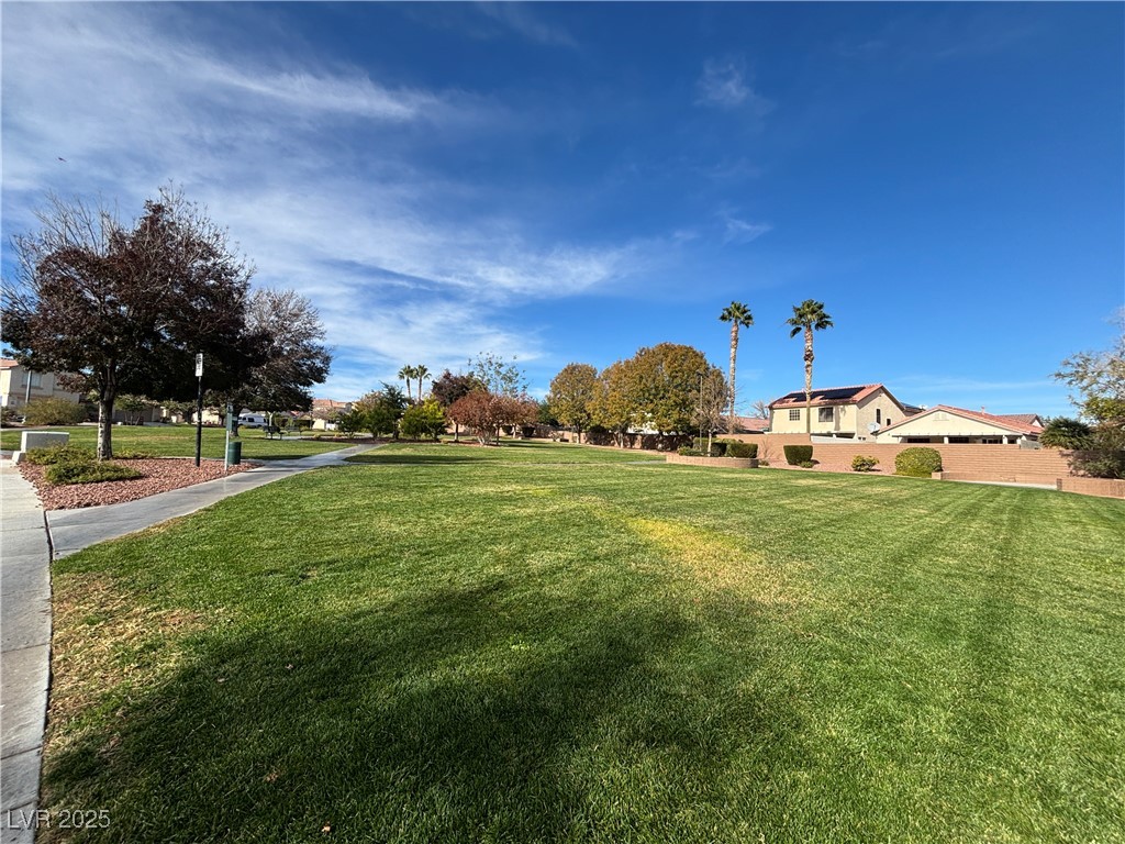 7925 Willow Pines Place
