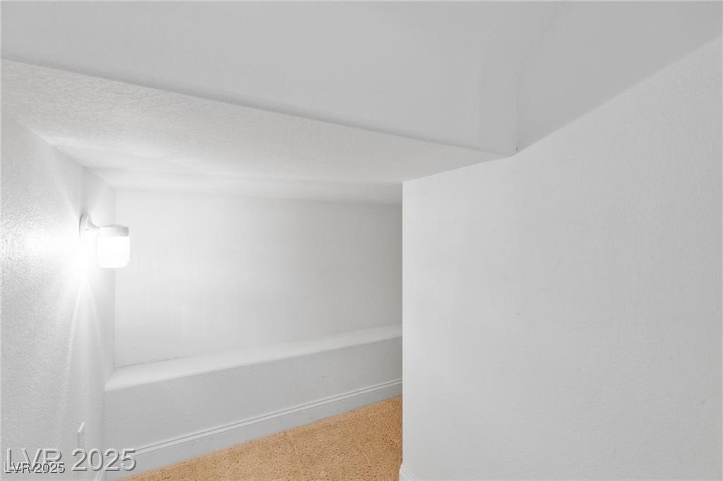 5396 Valley Wells Way