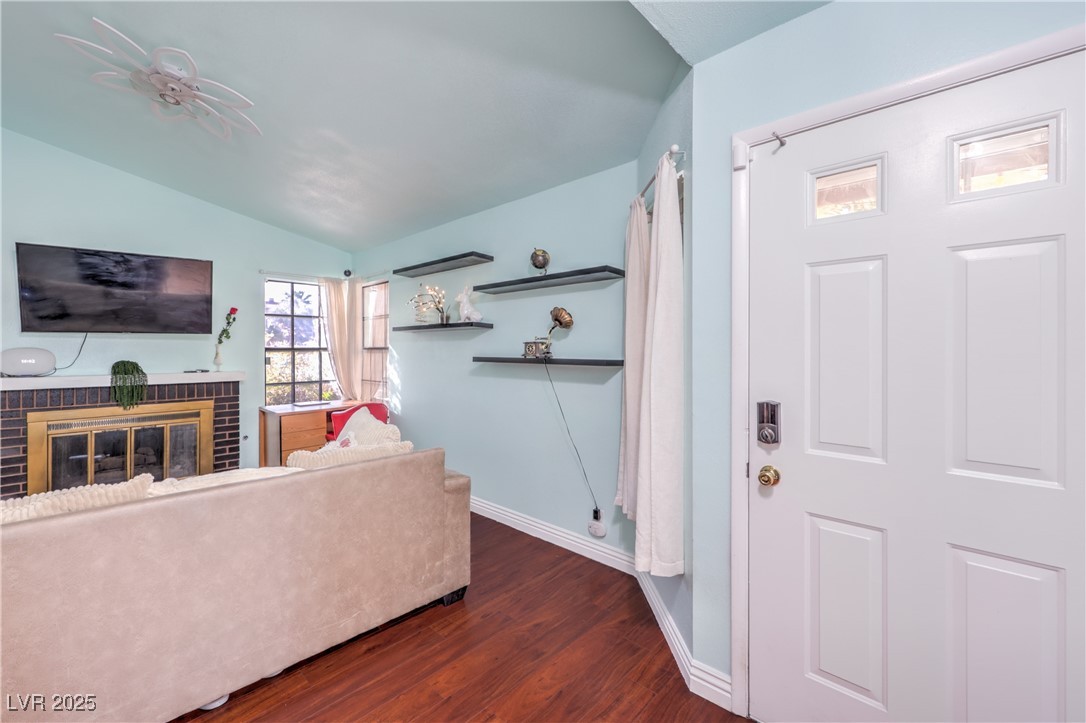 7386 Coffeyville Avenue