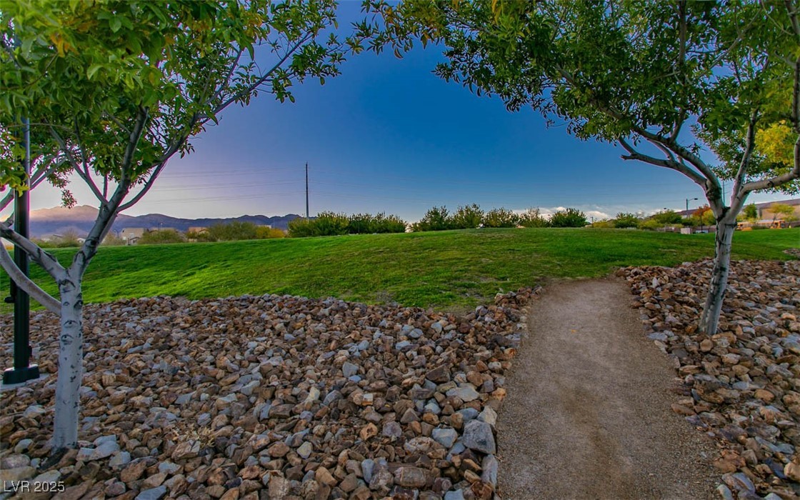 10603 Pennant Avenue