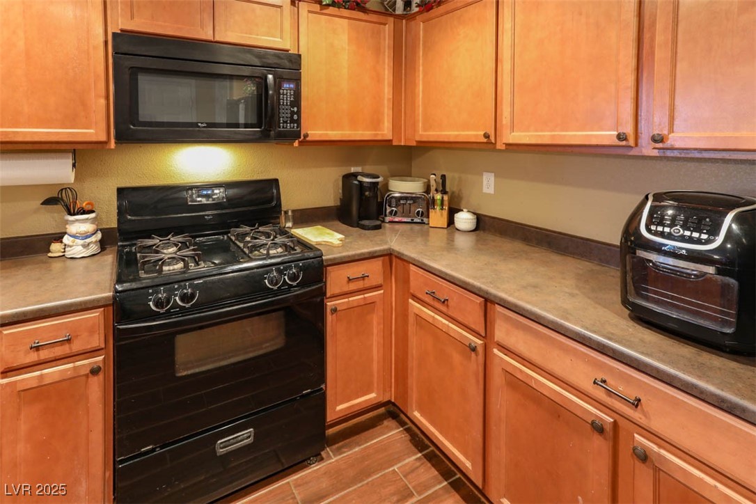 10603 Pennant Avenue