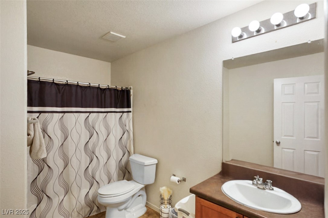 10603 Pennant Avenue