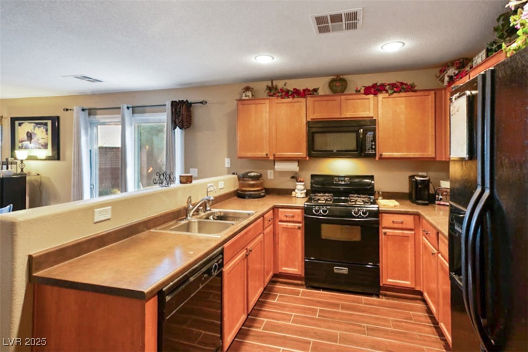 10603 Pennant Avenue