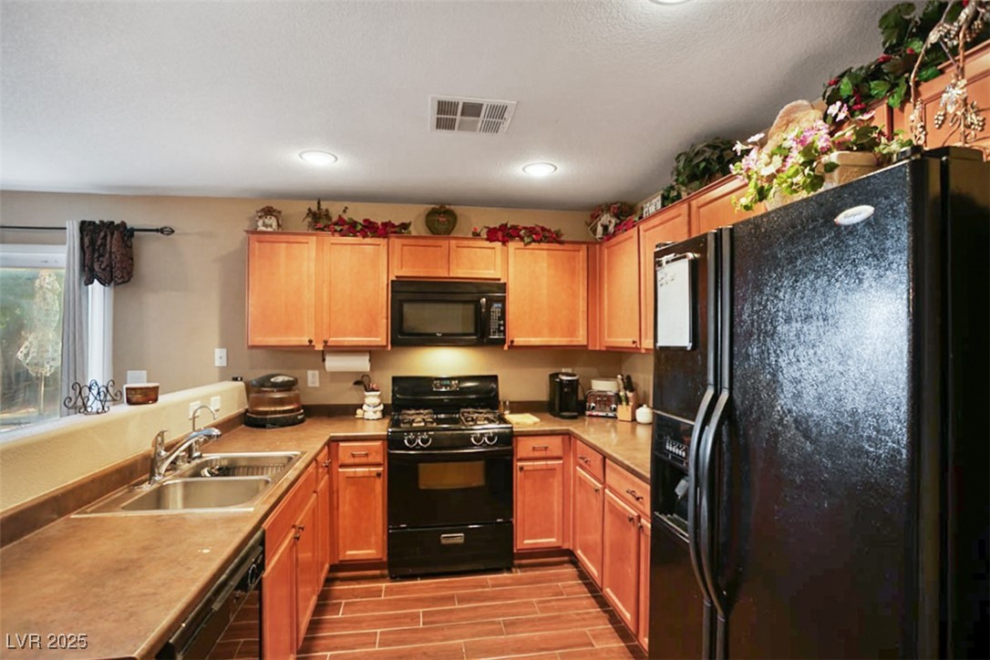 10603 Pennant Avenue