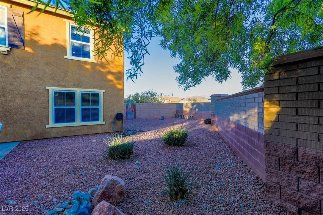 10603 Pennant Avenue