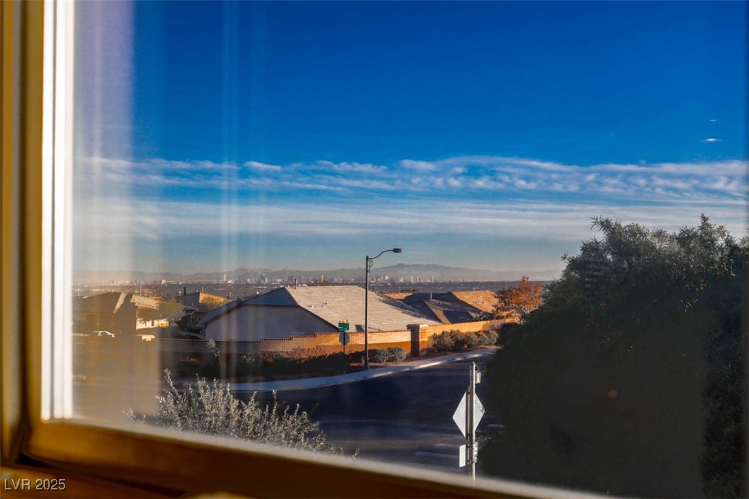 10603 Pennant Avenue