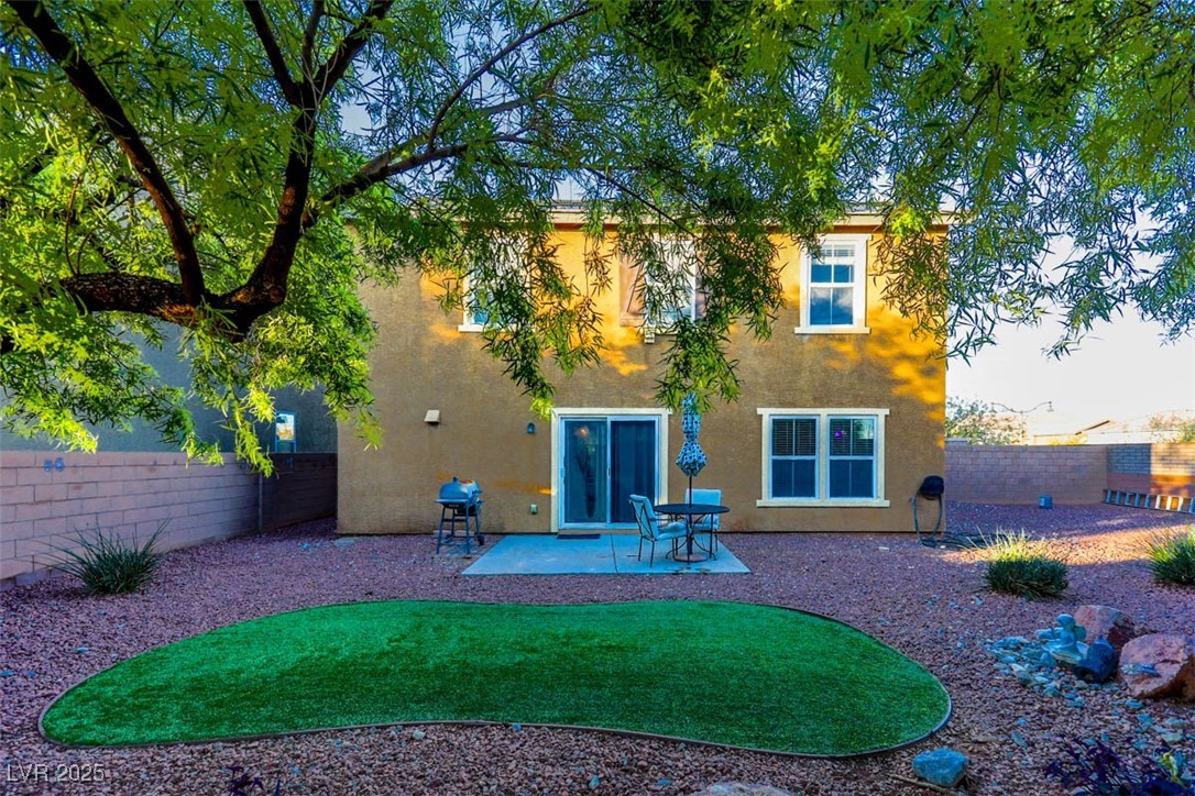 10603 Pennant Avenue