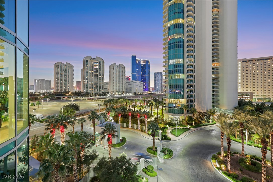 322 Karen Avenue 608