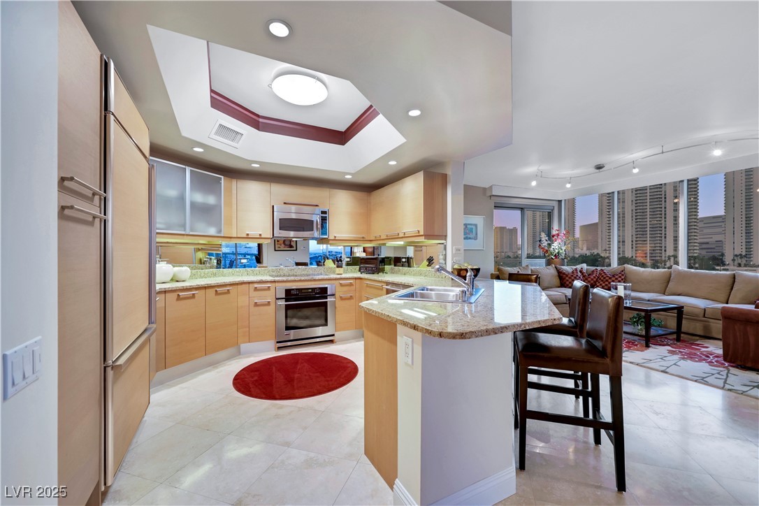 322 Karen Avenue 608