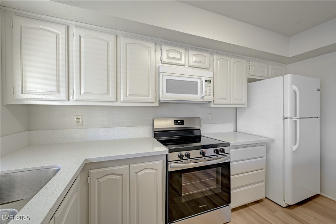 2499 Swan Lane