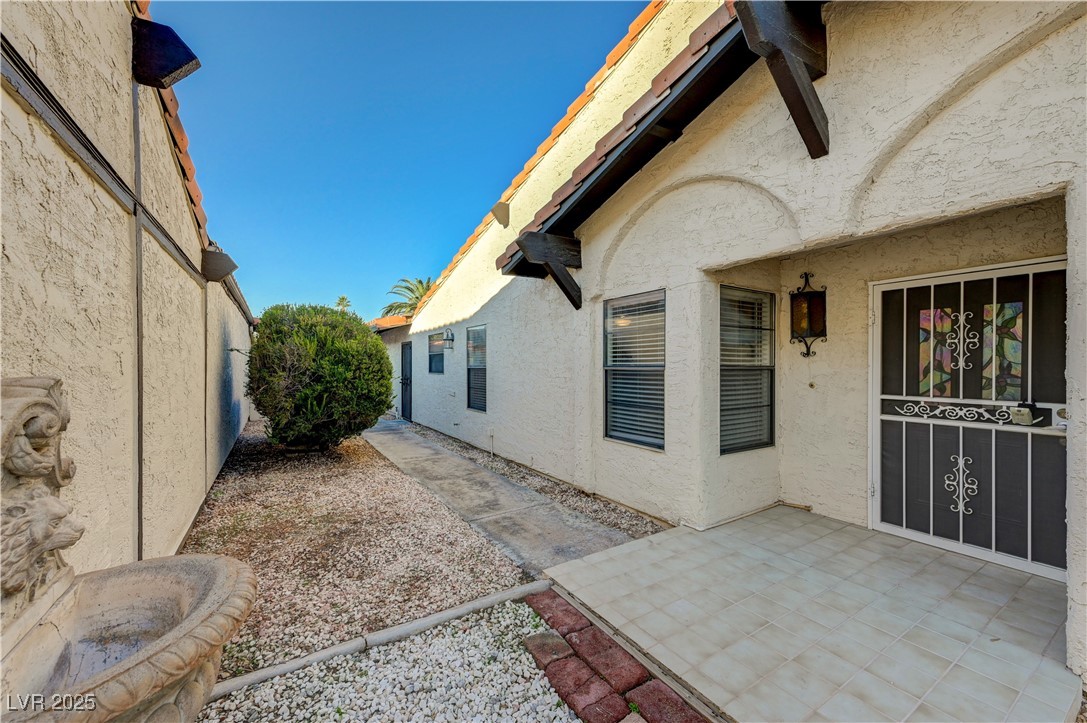 2499 Swan Lane