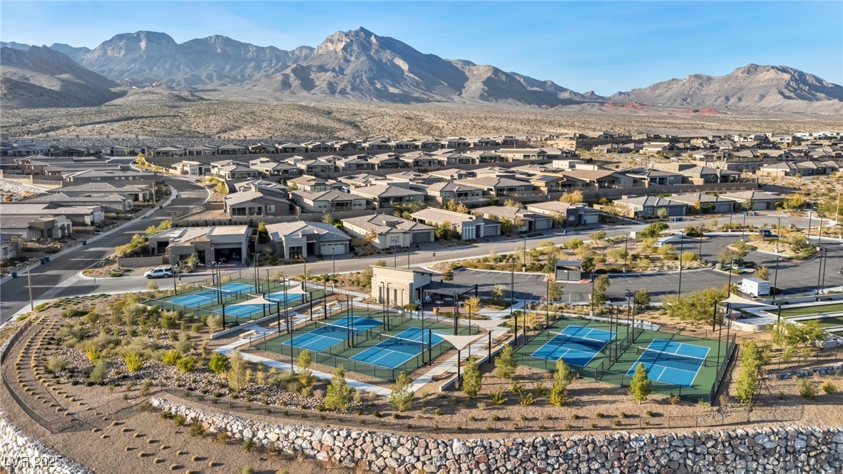 12468 Primrose Grove Lane