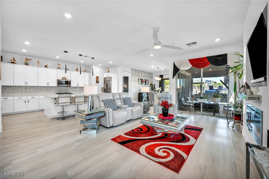 12468 Primrose Grove Lane