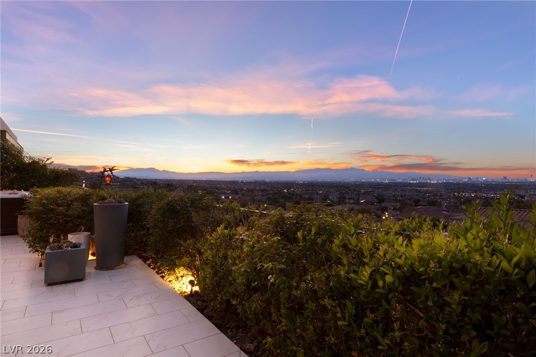 1228 Starview Peak Court