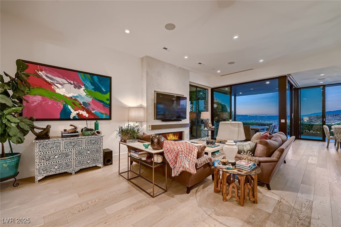 1228 Starview Peak Court