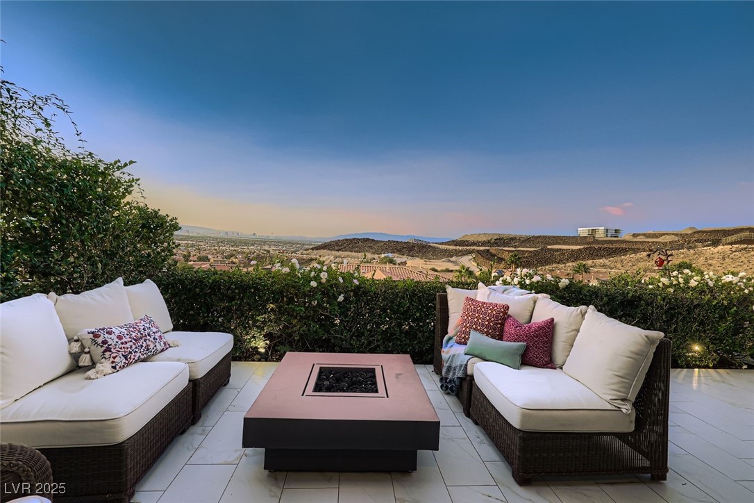 1228 Starview Peak Court