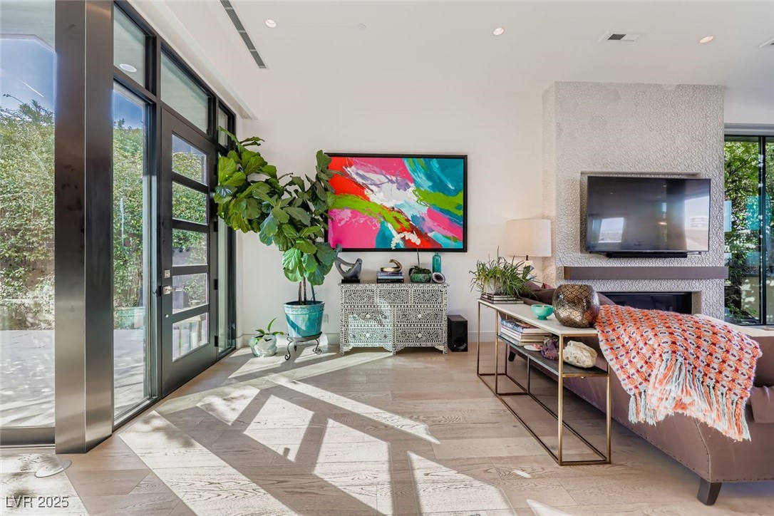 1228 Starview Peak Court