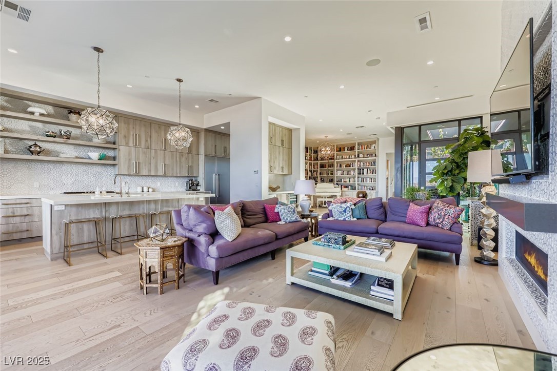 1228 Starview Peak Court