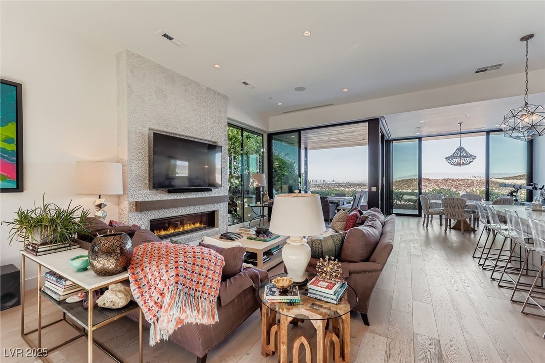 1228 Starview Peak Court