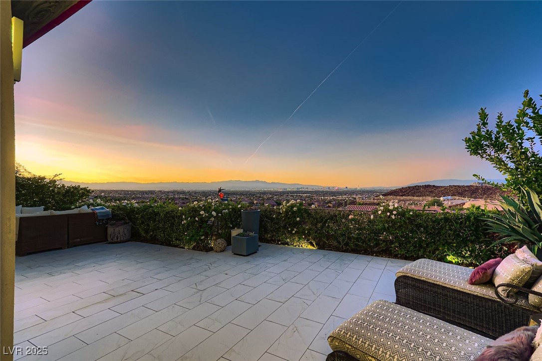 1228 Starview Peak Court