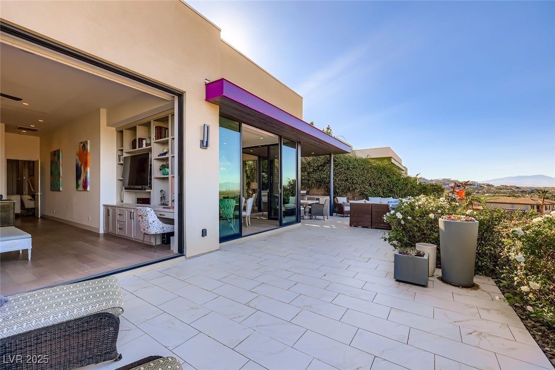 1228 Starview Peak Court