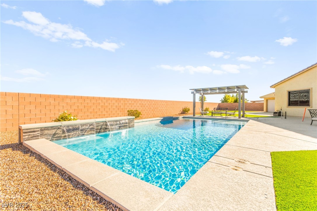 6390 Painted Creek Street