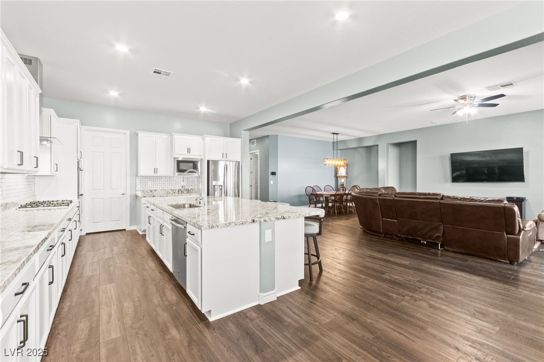 6390 Painted Creek Street