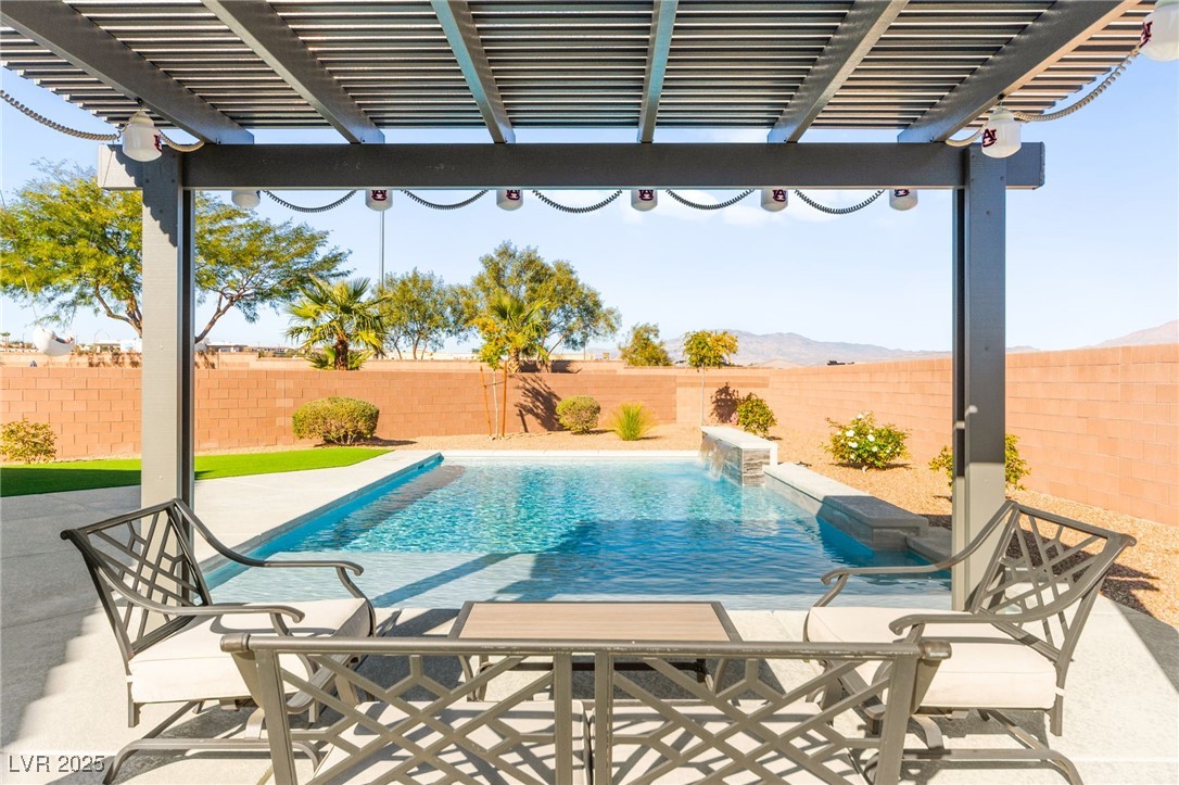 6390 Painted Creek Street