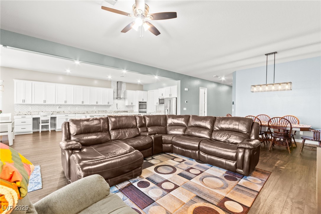 6390 Painted Creek Street