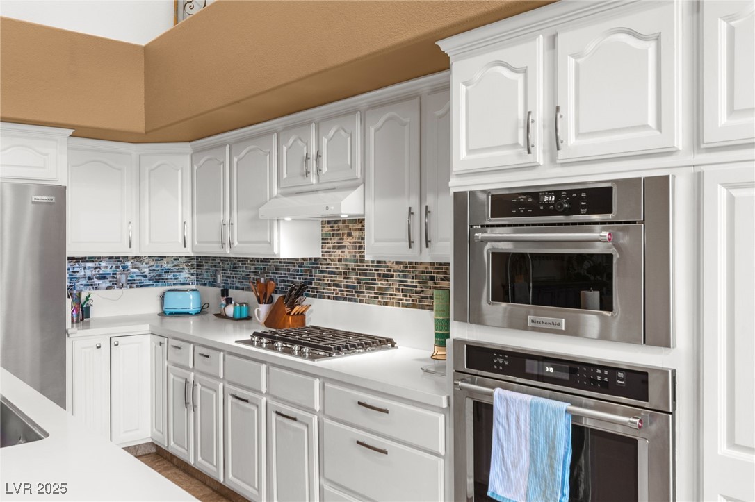 8208 Sedona Sunrise Drive