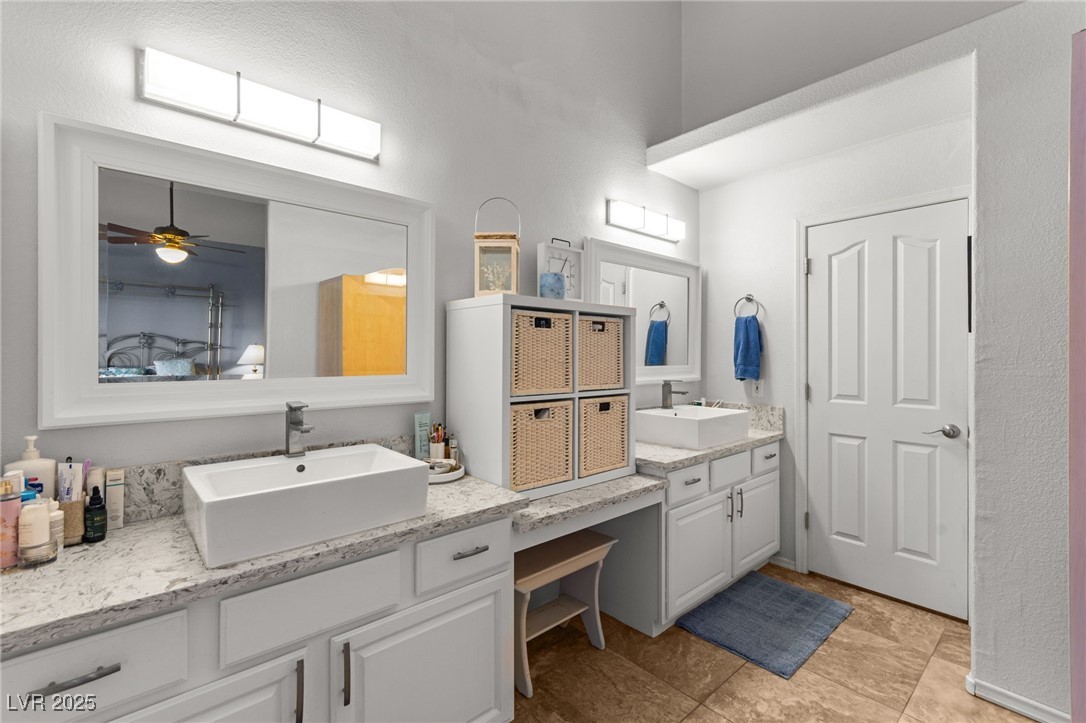 8208 Sedona Sunrise Drive