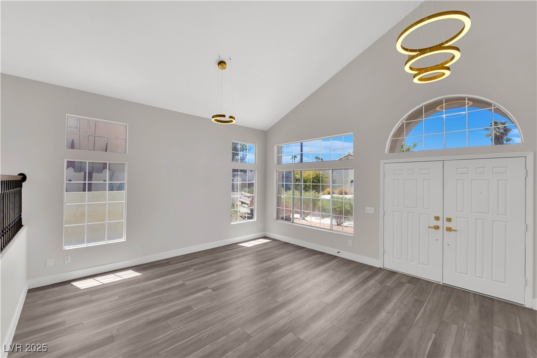 4404 Dunlap Crossing Street
