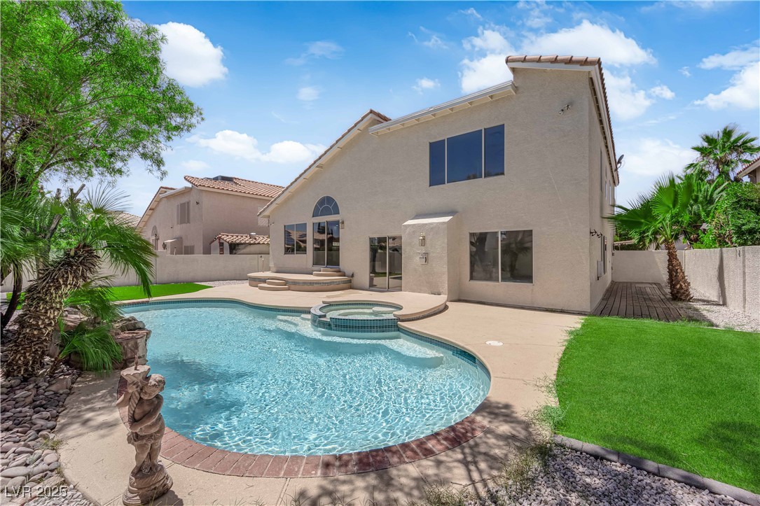 4404 Dunlap Crossing Street