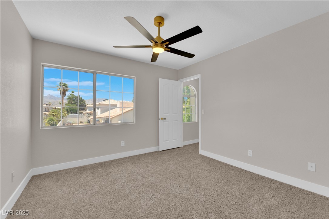 4404 Dunlap Crossing Street