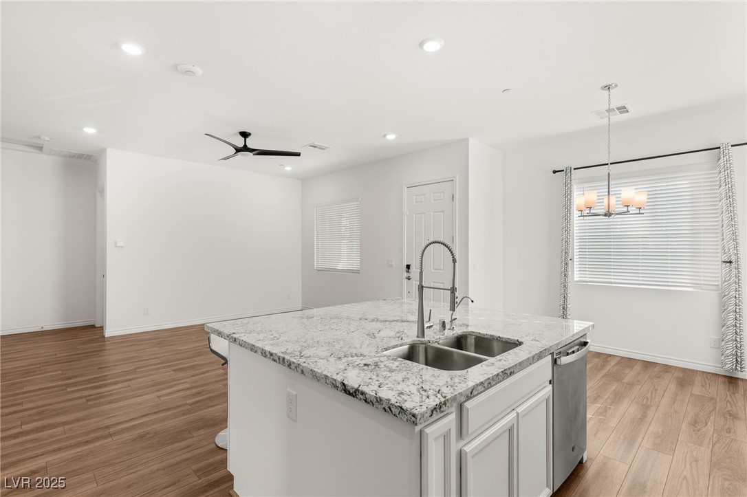 209 Bellini Peak Avenue