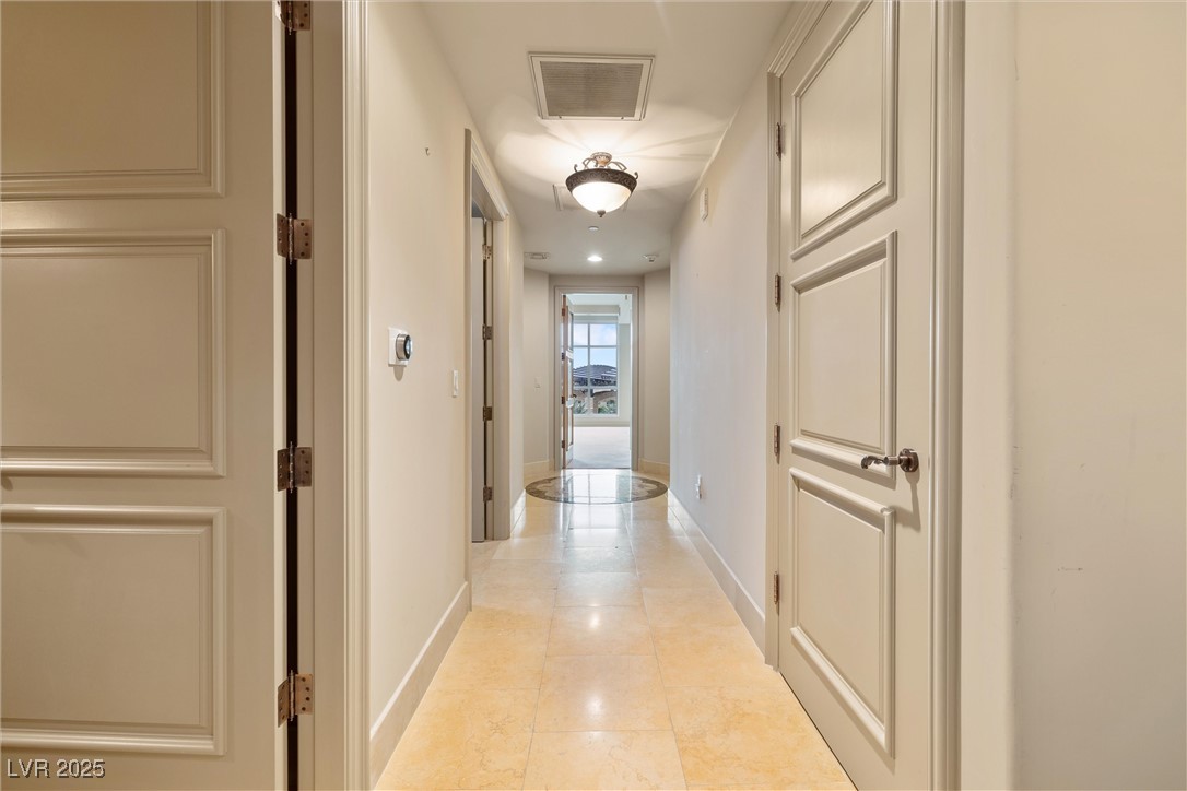 9103 Alta Drive 207