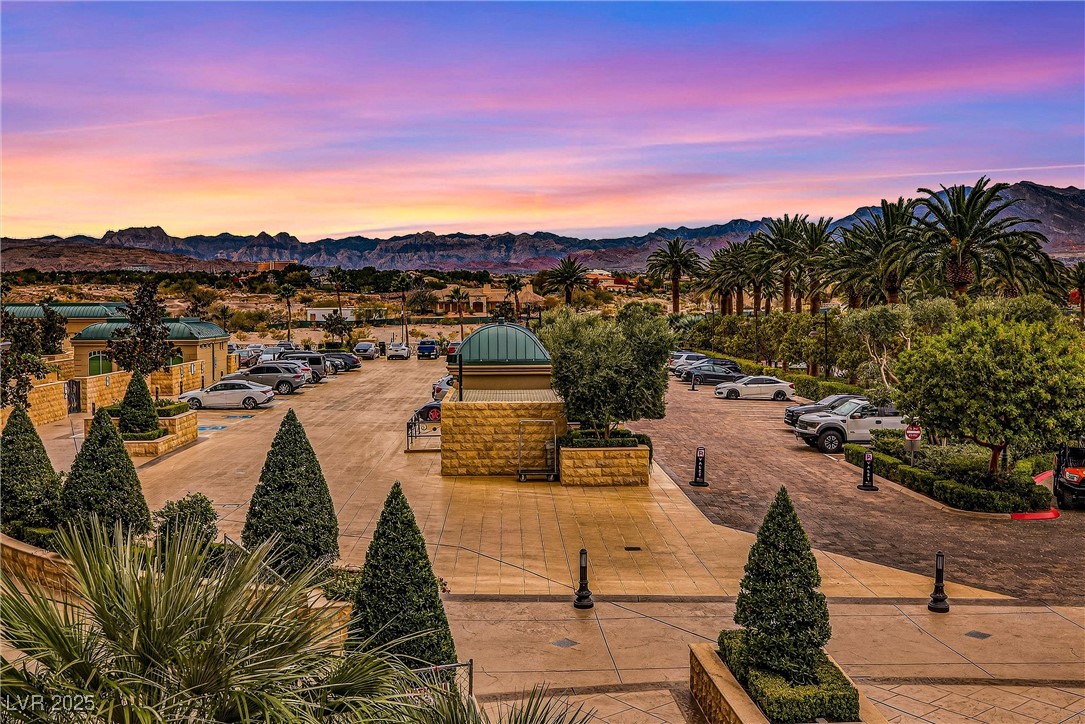 9103 Alta Drive 207