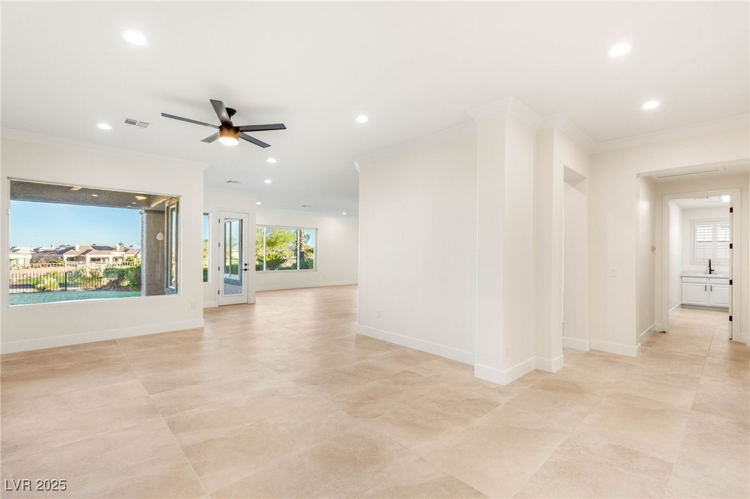 4754 Riva De Romanza Street