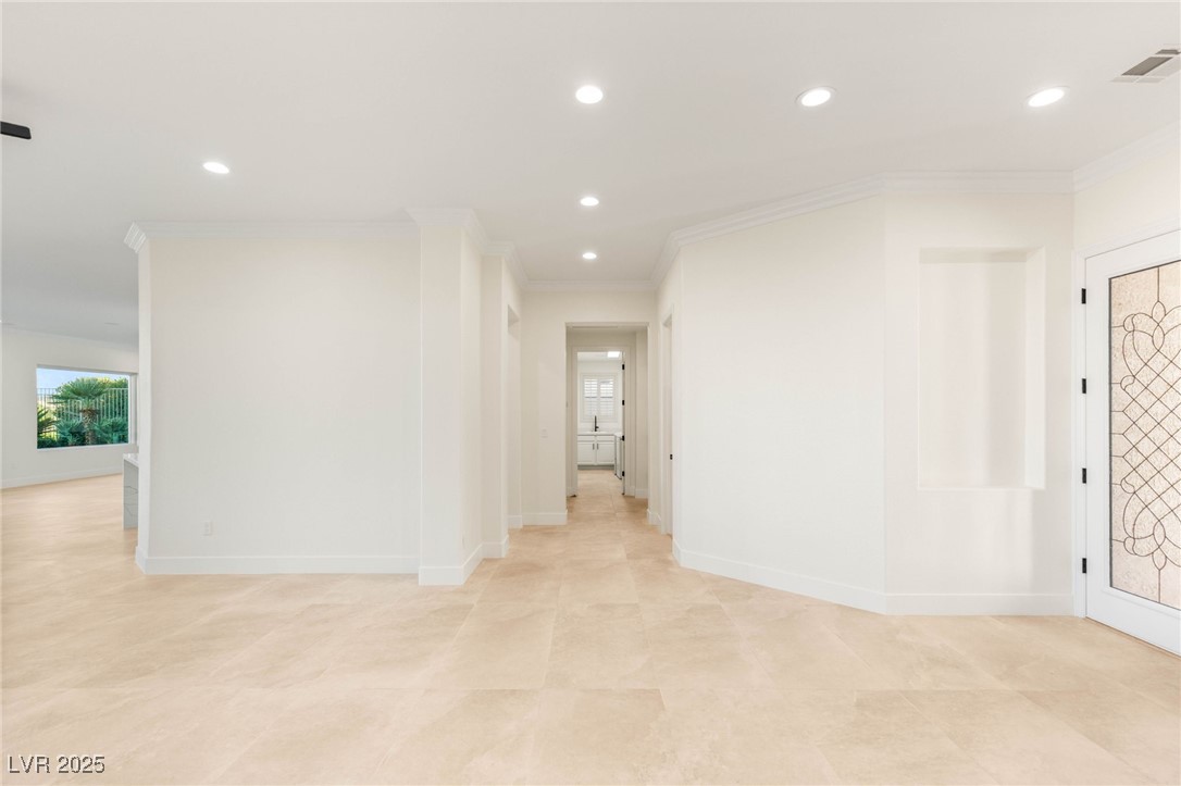 4754 Riva De Romanza Street