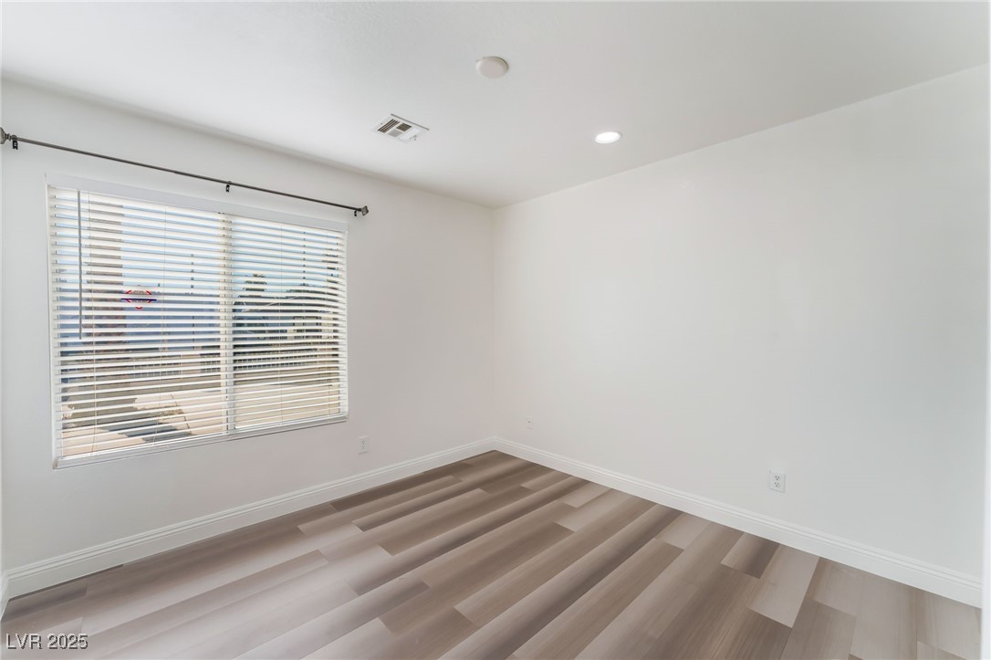 5286 Treasure Avenue