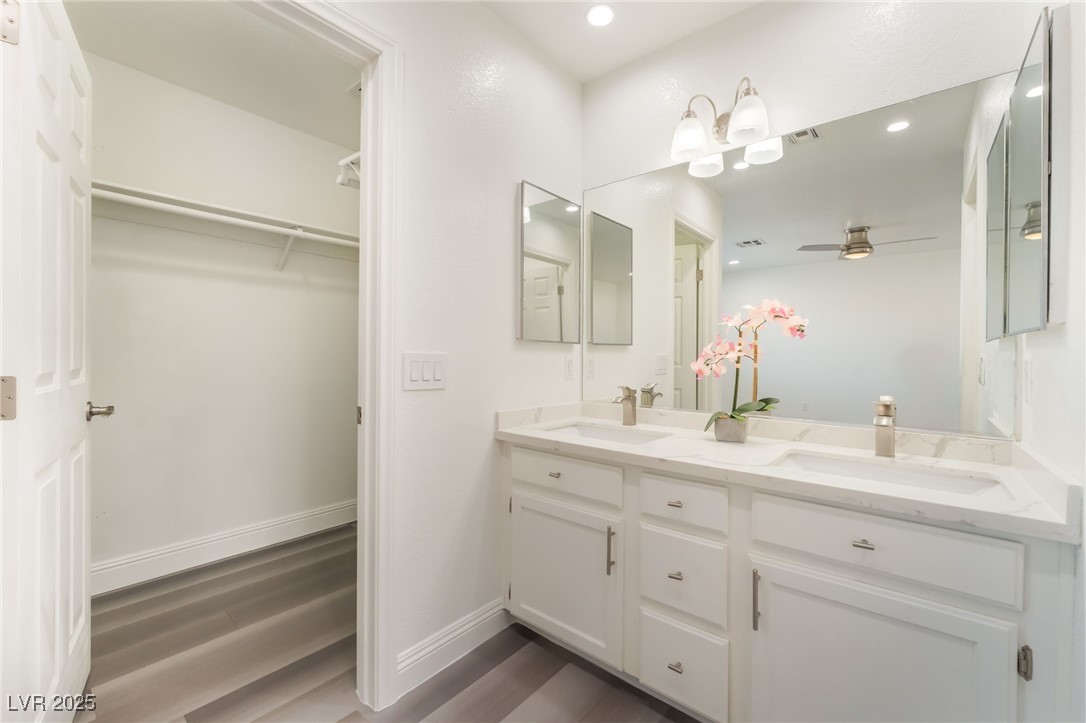 5286 Treasure Avenue