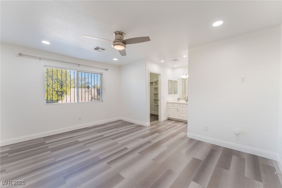 5286 Treasure Avenue