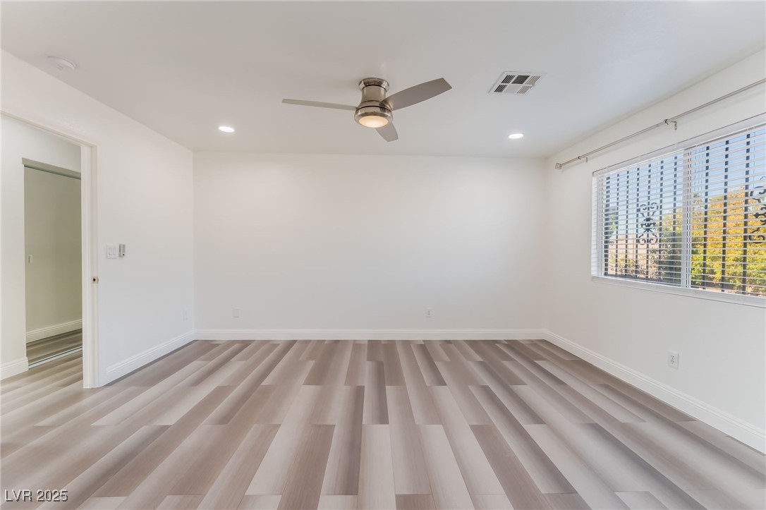 5286 Treasure Avenue