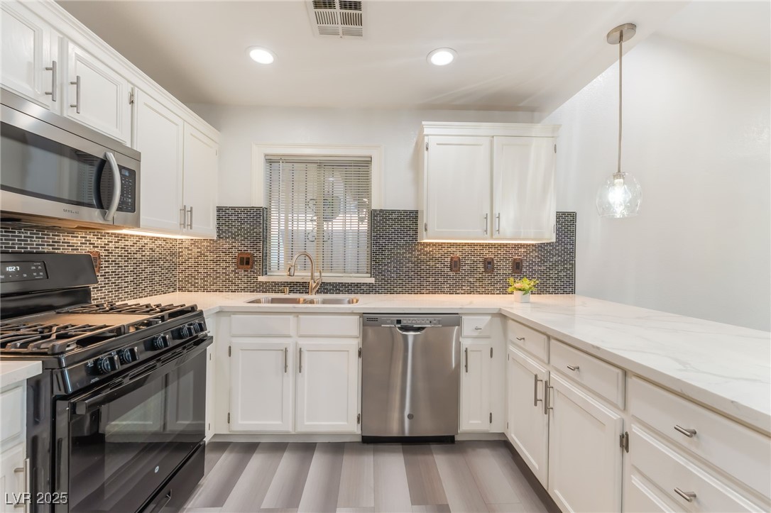 5286 Treasure Avenue