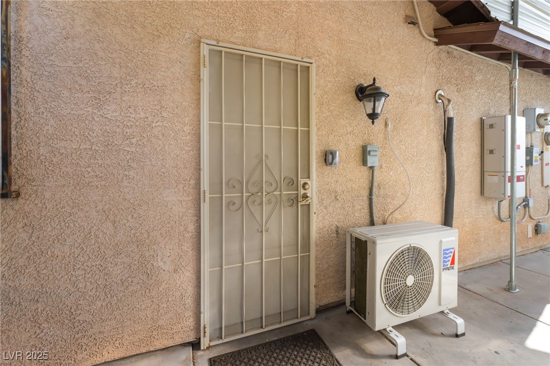 5286 Treasure Avenue