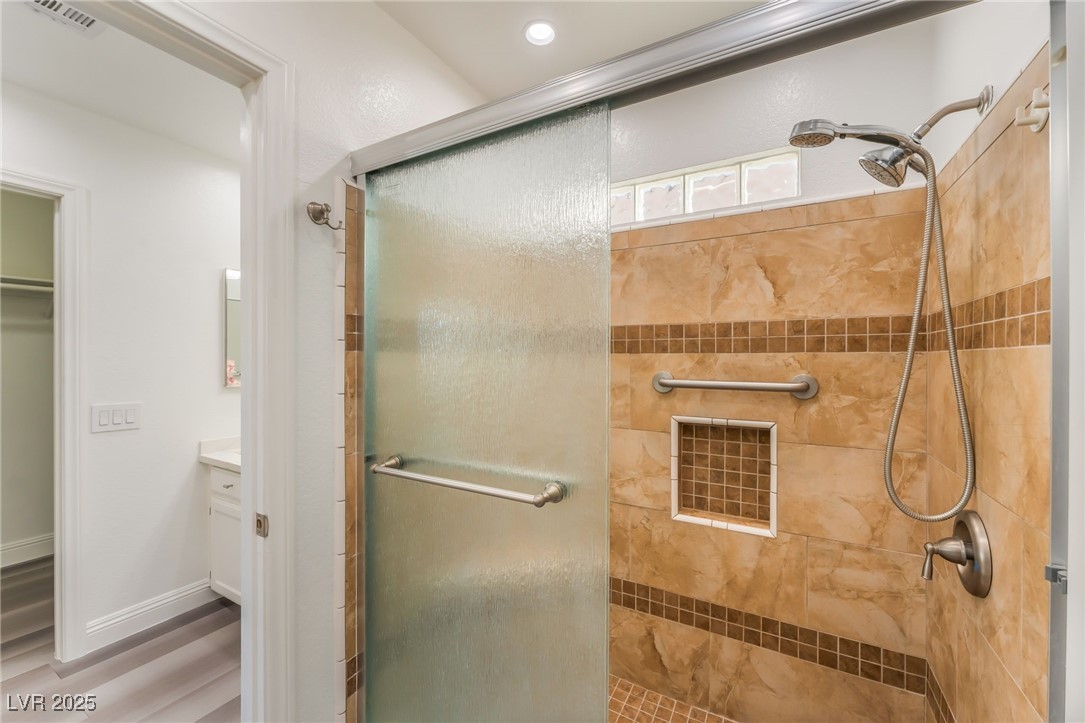 5286 Treasure Avenue