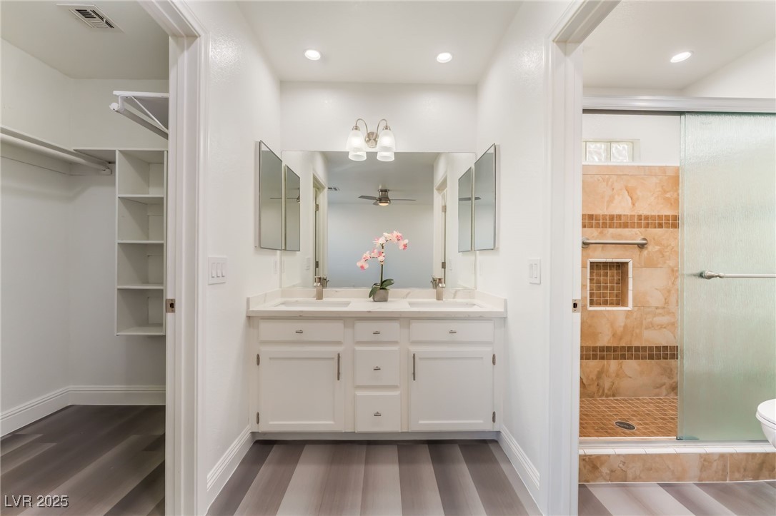 5286 Treasure Avenue